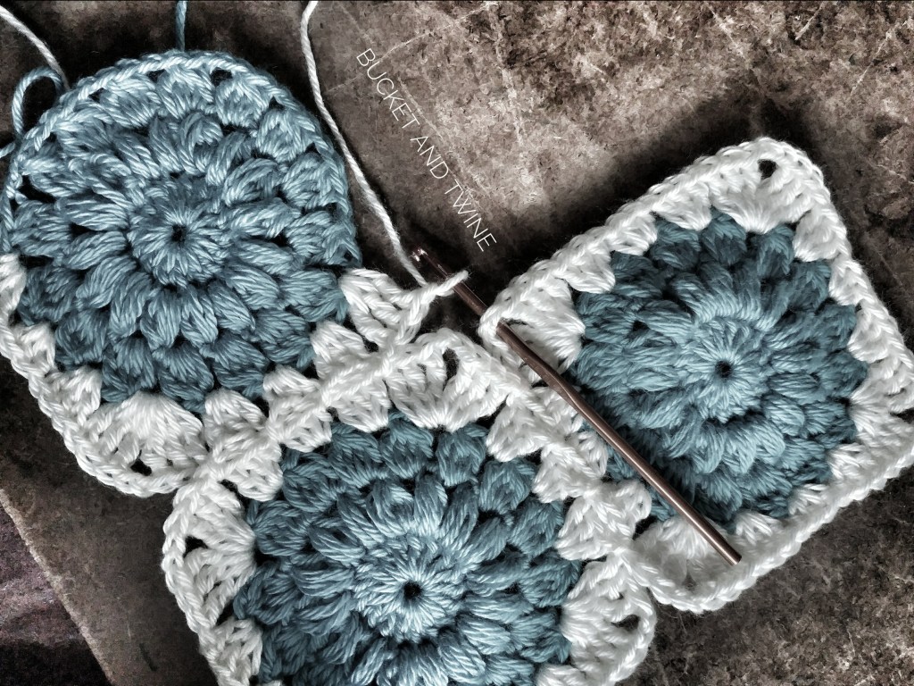 Join-as-you-go Granny Style